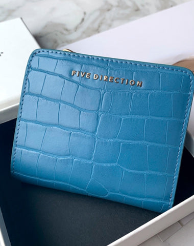 Cute Women Blue Vegan Leather Small Wallet Crocodile Pattern Billfold with Coin Pocket For Women