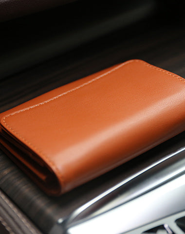 Minimalist Womens Brown Leather Billfold Wallet Small Wallet with Coin Pocket Slim Wallet for Ladies