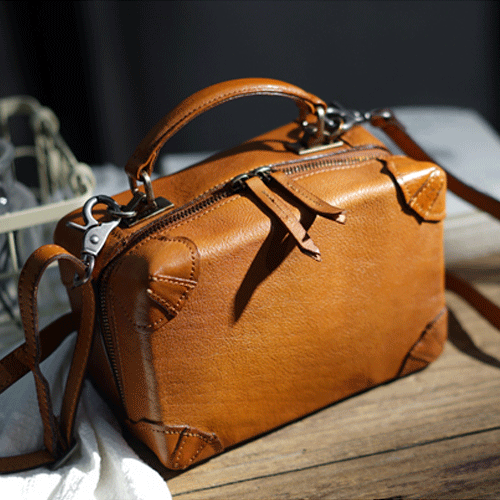 Crossbody box 2025 bag