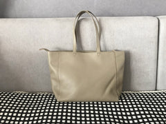 Stylish Womens Silver Leather Tote Bag Shoulder Tote Bag Silver Tote Purse For Women