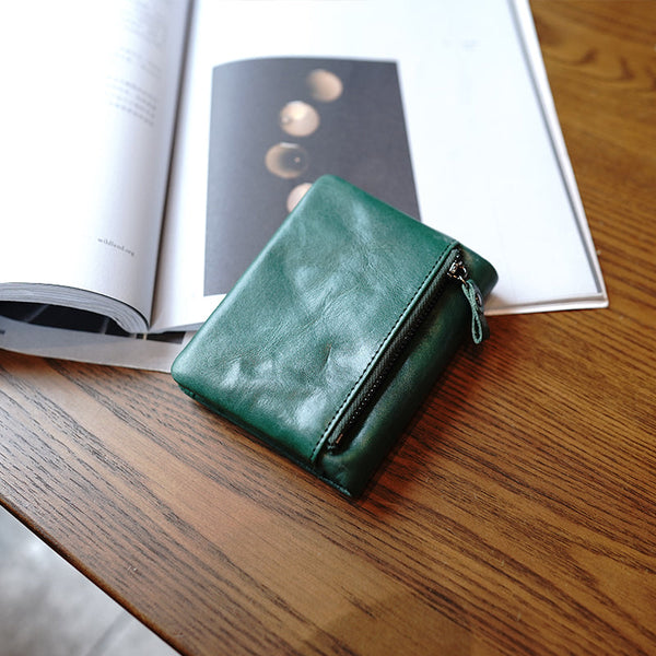 Cute Green Leather Womens Billfold Wallet Classic - Bill Slots Detail