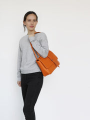 Womens Brown Leather Shoulder Purse Vintage Flip Commuting Bag for Ladies