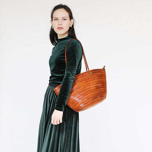 Womens Brown Leather Bucket Tote Purse Vintage - Back View