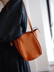 Vintage Womens Coffee Leather Small Bucket Shoulder Bag Flower Bud Bucket Purse for Women