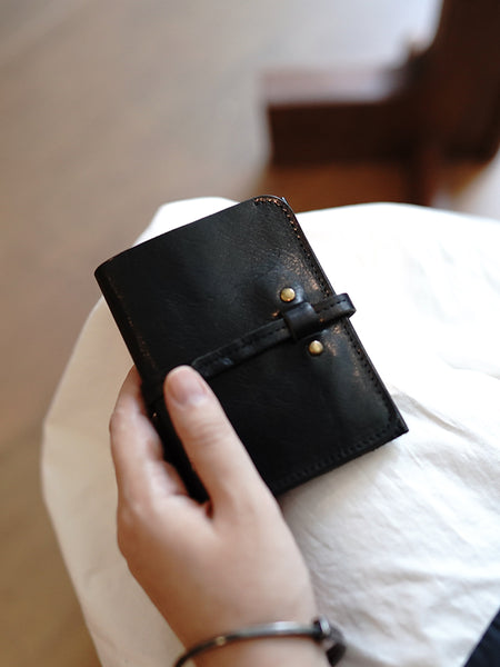 Cute Black Leather Womens Slim Small Wallet Classic Billfold Wallet With Buckle MDR00981019
