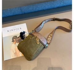 Green Canvas Vertical Shoulder Bag Canvas Crossbody Bag Phone Bag for Women - Feltify