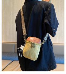 Green Canvas Vertical Shoulder Bag Canvas Crossbody Bag Phone Bag for Women - Feltify