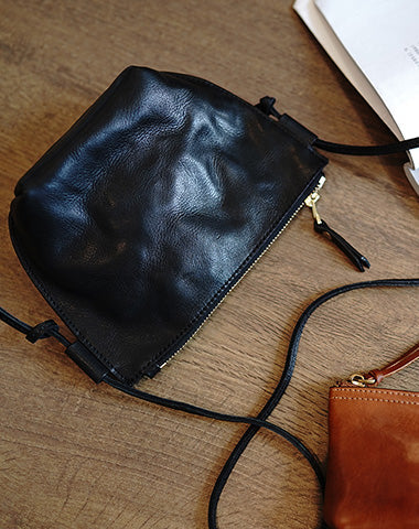 simple black crossbody bag