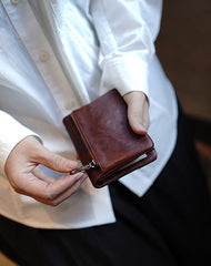 Cute Brown Leather Womens Billfold Wallet Classic Vertical Small Wallet For Women