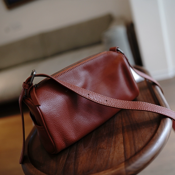 Black Leather Box Shoulder Bag Trendy Women - Open View