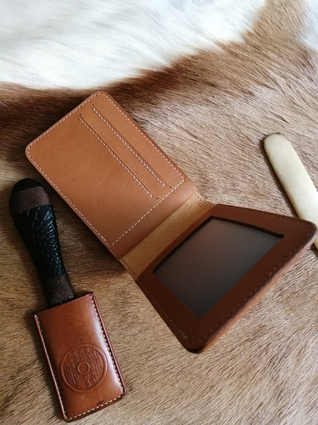 Tooled Leather Wallet Card Wallet with ID Window Carp Leather Wallet ID Holder W WDPJ028010013