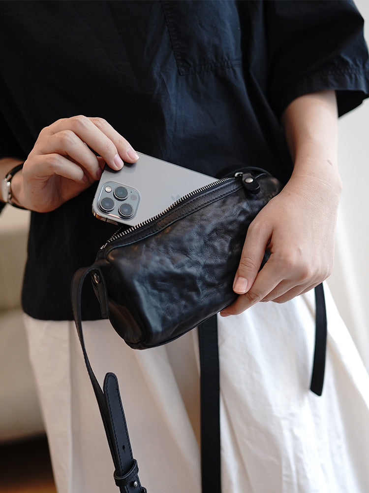 Black Leather Small Phone Shoulder Bag Vintage - Bill Slots Detail