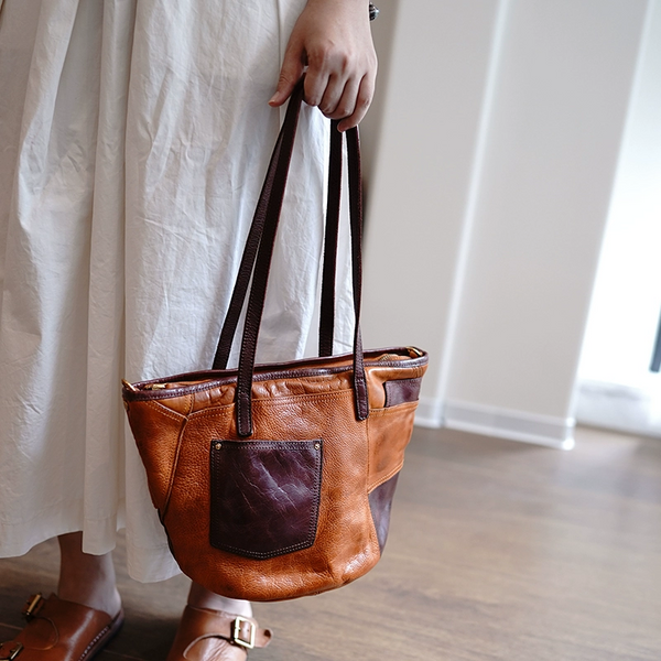 Vintage Brown Leather Stitching Style Shoulder Tote - Leather Texture Detail