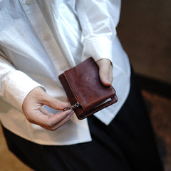 Cute Brown Leather Womens Billfold Wallet Classic Vertical Small Wallet For Women