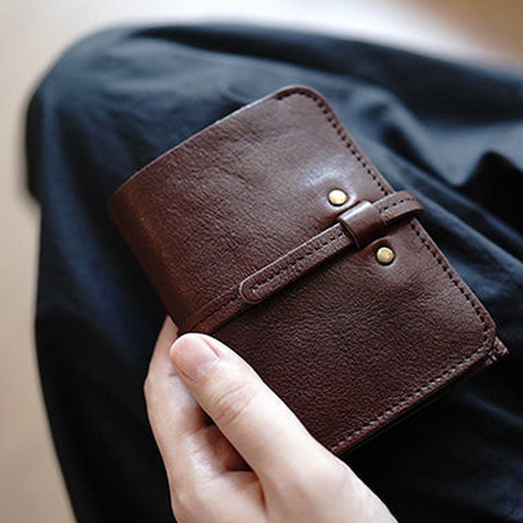 Cute Coffee Leather Womens Slim Small Wallet Classic Billfold Wallet With Buckle For Women