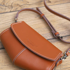 Cute LEATHER Side Bags Sling Bag Brown WOMEN Saddle SHOULDER BAG Small Crossbody Purses FOR WOMEN