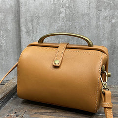 Womens Tan Leather Doctor Handbag Purses Classic Tan Doctor Crossbody Purse for Women