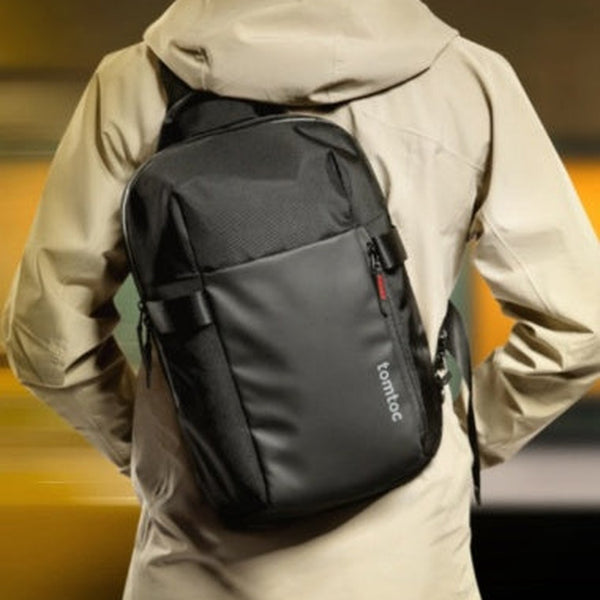 Black 14‘’ Laptop Large Sling Bag For Big Men 9L Sports Large Sling Bag For Men