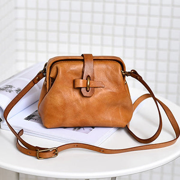 Vintage Womens Tan Leather Doctor Shoulder Bag Side Purses Doctor Crossbody Purses for Women