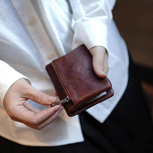 Cute Coffee Leather Womens Billfold Wallet Classic Vertical Small Wallet For Women