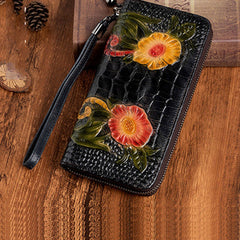 Handmade Floral Black Leather Wristlet Wallet Crocodile Pattern Womens Zip Around Wallets Flowers Ladies Zipper Clutch Wallet for Women
