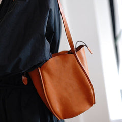 Vintage Womens Tan Leather Small Bucket Shoulder Bag Flower Bud Bucket Purse for Women