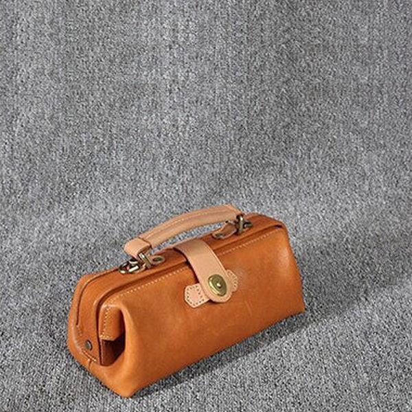 Womens Tan Leather Mini Doctor Handbag Purses Classic Tan Doctor Crossbody Purses for Women