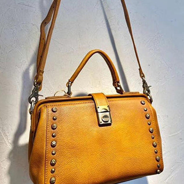 Vintage Womens Tan Leather Doctor Handbag Purses With Rivet Doctor Shoulder Bag for Women