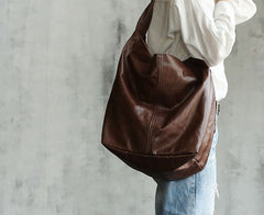 Vintage LEATHER WOMENs Large Bucket SHOULDER BAG Barrel Purse FOR WOMEN