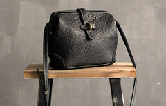 Vintage LEATHER WOMEN Doctor SHOULDER BAG Purse Crossbody Purse FOR WOMEN