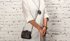 Vintage LEATHER WOMEN Mini Doctor Purse Chain SHOULDER BAG Purses FOR WOMEN