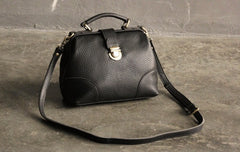 Vintage LEATHER WOMEN Doctor Handbag Doctor Purse SHOULDER BAG Purse FOR WOMEN