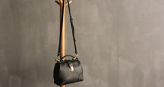 Vintage LEATHER WOMEN Doctor Handbag Doctor Purse SHOULDER BAG Purse FOR WOMEN