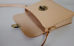Handmade Leather Beige Womens Vintage Crossbody Purse Shoulder Bag for Women