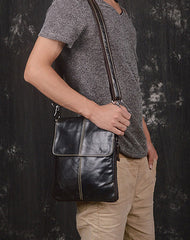 Vintage Leather Small Messenger Bag Shoulder Bag For Men