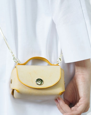 Cute Leather Womens Mini Chain Purse Makeup Handbags Chain Shoulder Bags for Women