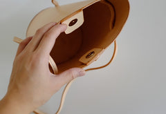 Handmade Leather Beige Womens Bucket Purse Barrel Shoulder Bags for Women