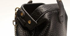 Vintage LEATHER WOMEN Small Doctor Purse Chain SHOULDER BAG Purses FOR WOMEN