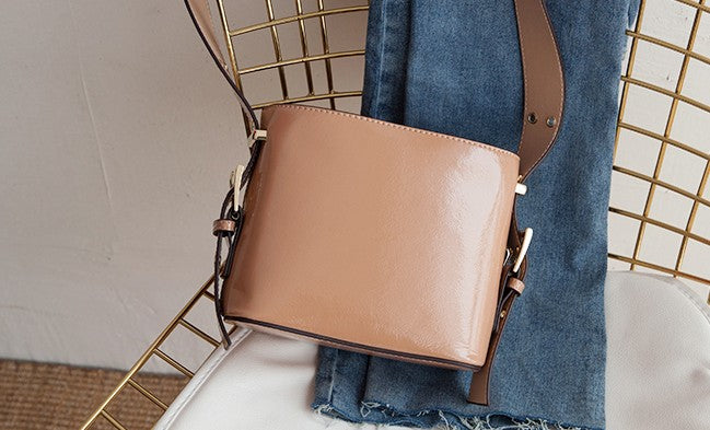 Cute Leather Womens Stylish Bucket Shoulder Bag Barrel Crossbody Purse for Women