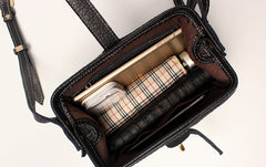 Vintage LEATHER WOMEN Doctor SHOULDER BAG Purse Crossbody Purse FOR WOMEN