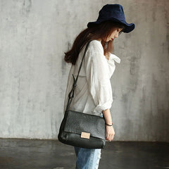 Handmade Vintage WOMENs LEATHER Shoulder Bag Messenger Bag FOR WOMEN