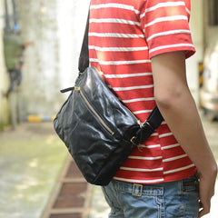 Handmade Black Wrinkled Leather Men Postman Bag Coffee Cool Courier Bag Messenger Bag One Shoulder Backpack For Men