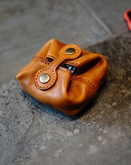Vintage Women Brown Leather Coin Pouch Catch - Front View