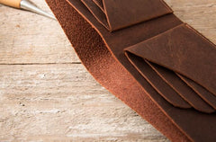 Brown Cool Leather Mens Small Wallet Bifold Vintage Slim billfold Wallet for Men