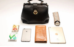 Vintage LEATHER WOMEN Doctor Handbag Doctor Purse SHOULDER BAG Purse FOR WOMEN