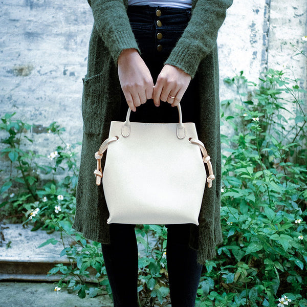 Handmade Leather Beige Womens Handbag Bucket Purse Barrel Bag for Women ZOWU03981034