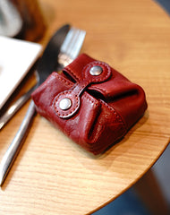 Vintage Women Brown Leather Coin Pouch Catch - Side View