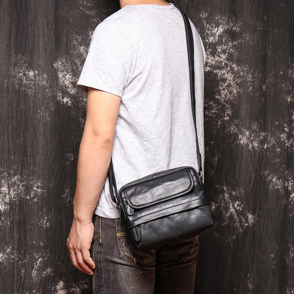 Black LEATHER MENS Small SIDE BAG COURIER - Back View