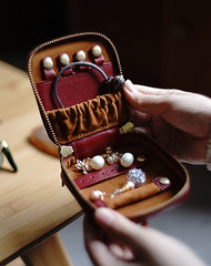 Cute Women Coffee Leather Small Jewelry Organizer Mini Jewelry Portable Jewelry Storage Box For Women