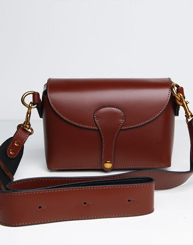 Genuine Leather Cute Brown Small Crossbody Bag Shoulder Bag Women Girl Fashion Leather Purse